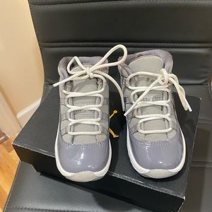 Jordan 11 toddler size 7